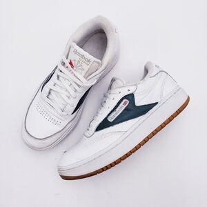 Reebok Club C Double Sneakers Low Top Lace Up Green White Women's‎ Size 8.5